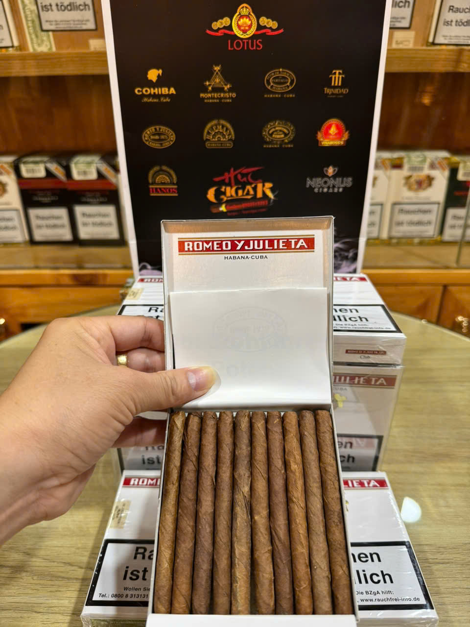 z7075910843027_a49e029474731ae5fca079d723894060