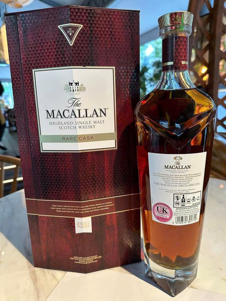 z7072700190873_fd2298dd08d2e556895d1ce4128ac23b