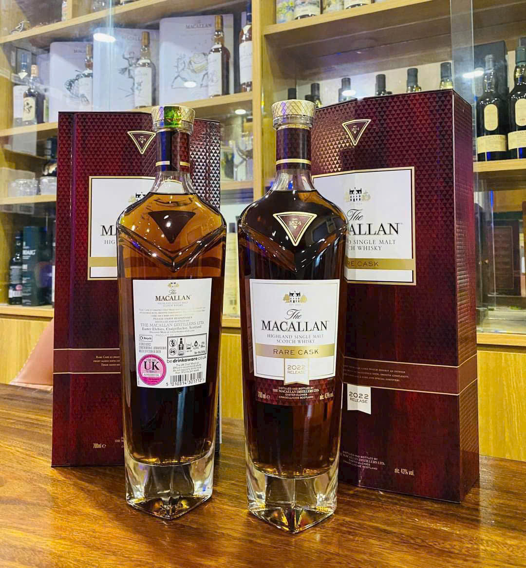 z7072700241751_6dd99318b1a139d6ec8a23af438d6a65